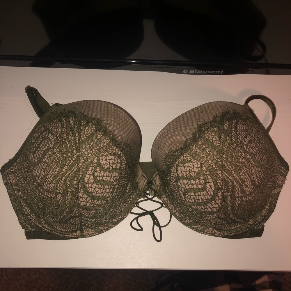 Victoria’s Secret Push Up Bra